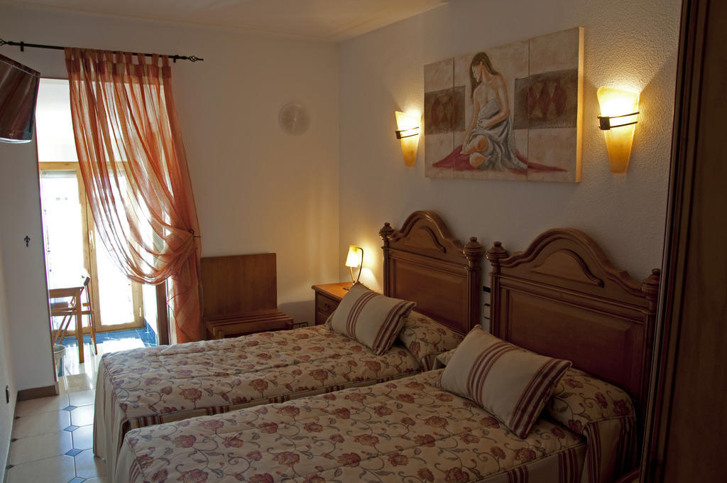 Hospederia Gemma Hotel La Lastrilla Phòng bức ảnh